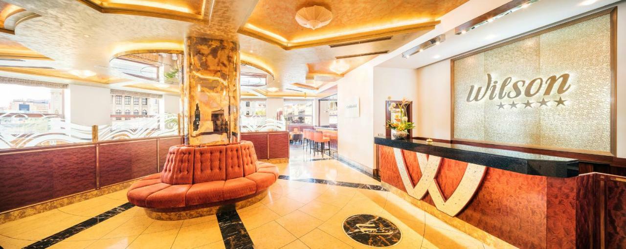 Occidental Praha Wilson Hotel Exterior foto Lobby