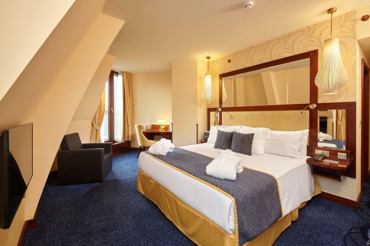 Occidental Praha Wilson Hotel Exterior foto